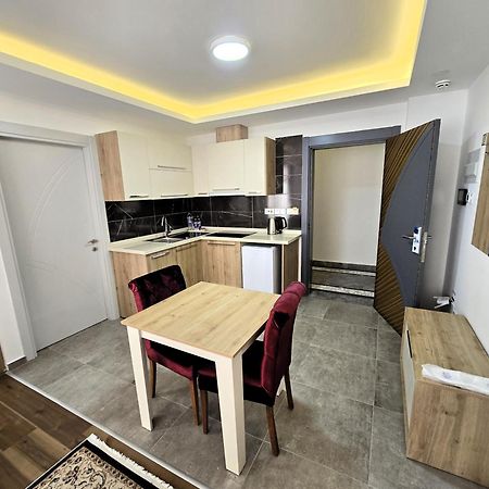 Nurel Shark Residence Kyrenia  Extérieur photo