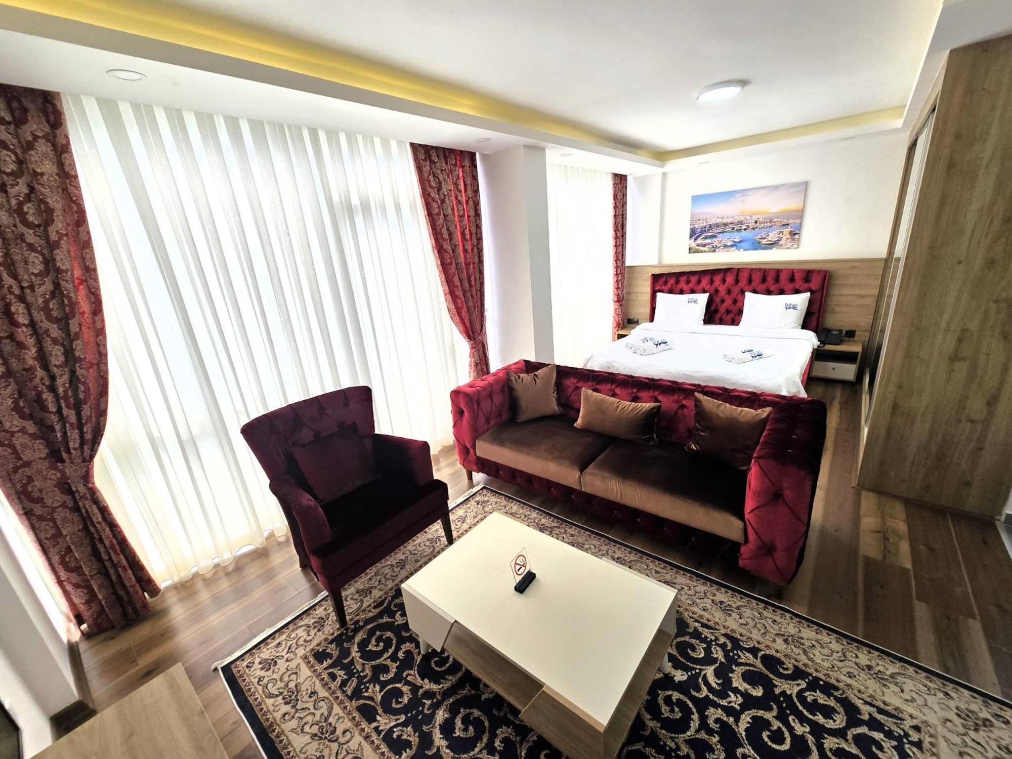 Nurel Shark Residence Kyrenia  Extérieur photo