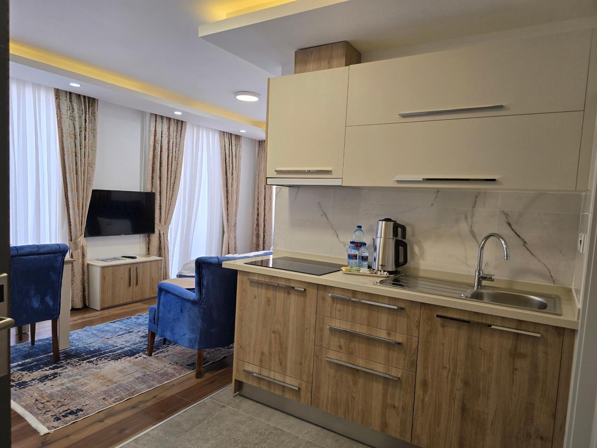 Nurel Shark Residence Kyrenia  Extérieur photo