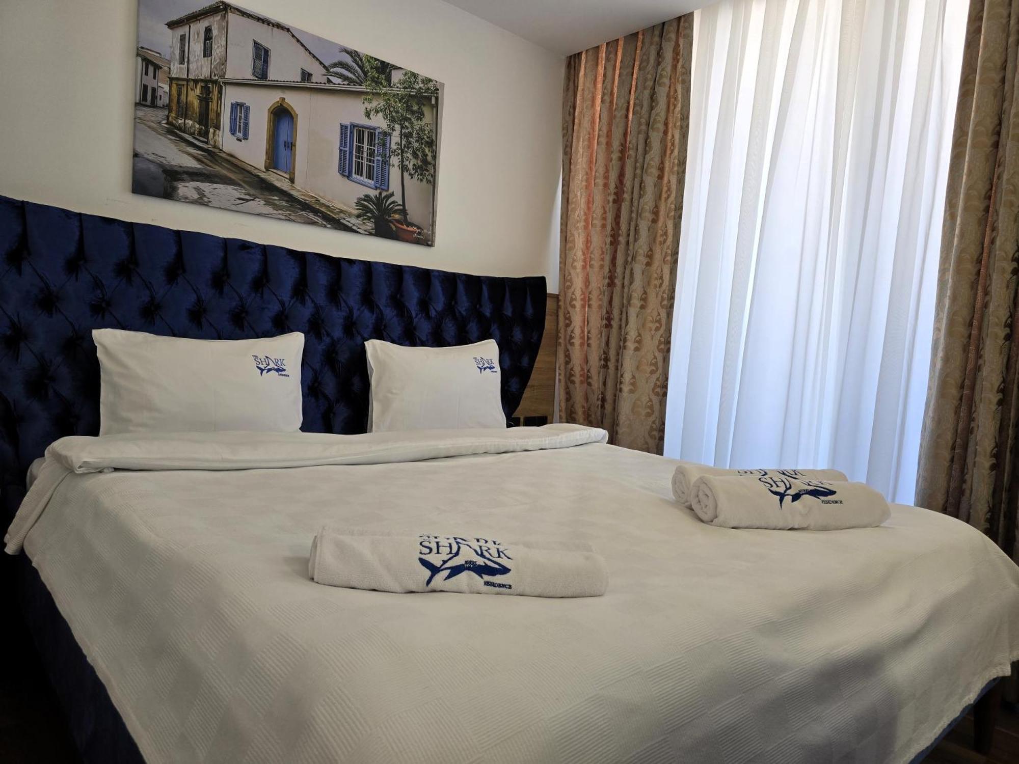 Nurel Shark Residence Kyrenia  Extérieur photo