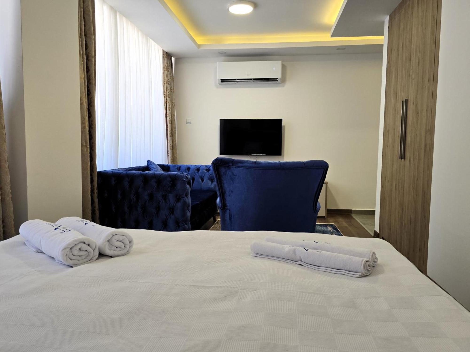 Nurel Shark Residence Kyrenia  Extérieur photo