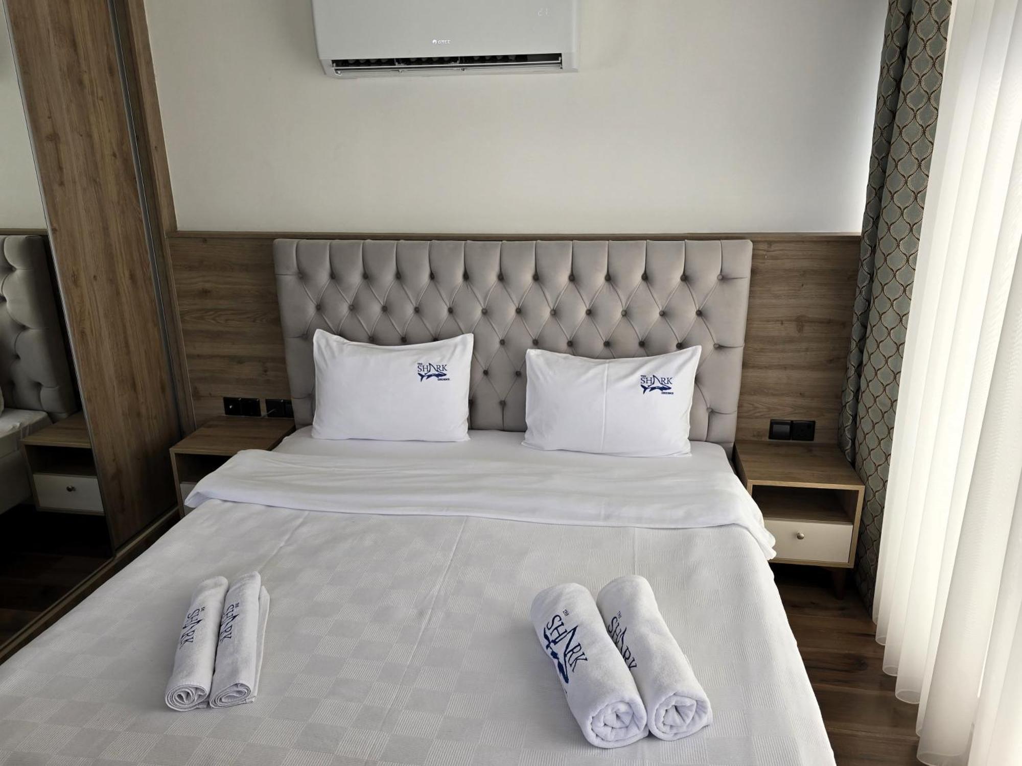 Nurel Shark Residence Kyrenia  Extérieur photo