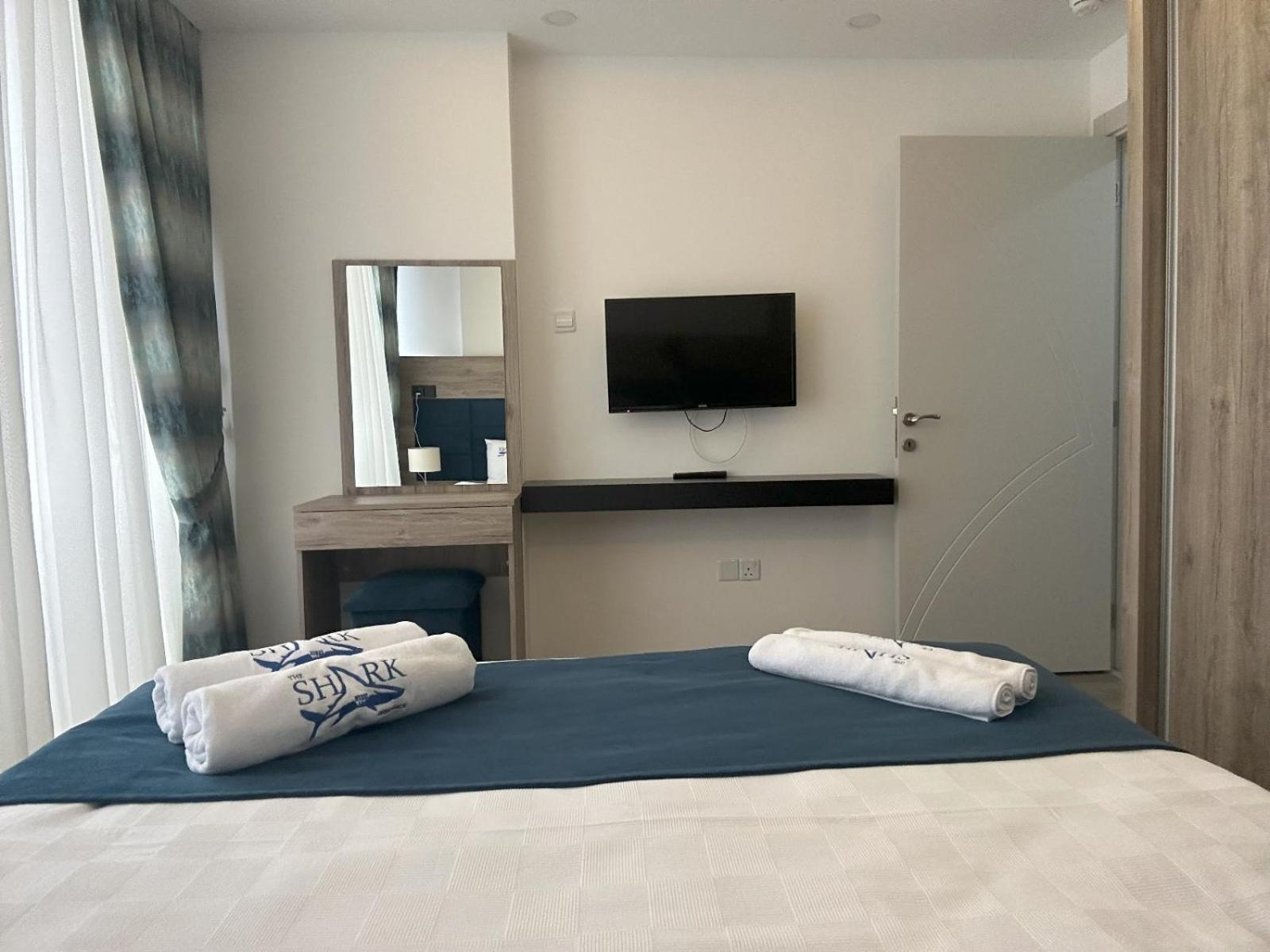 Nurel Shark Residence Kyrenia  Extérieur photo
