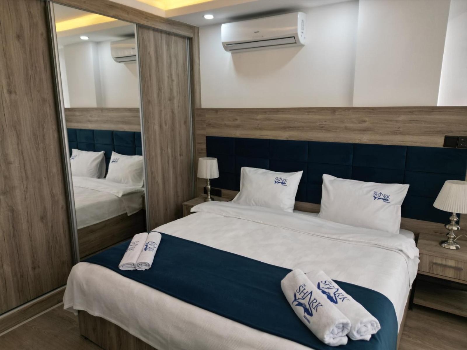Nurel Shark Residence Kyrenia  Extérieur photo